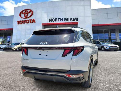 White Pearl 2024 Hyundai TUCSON SEL