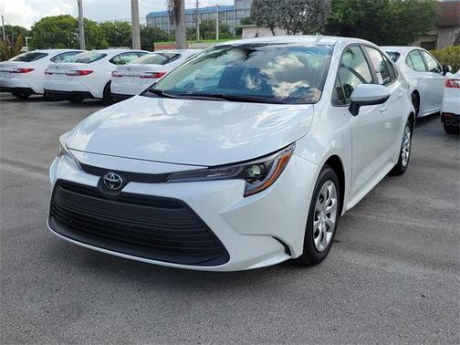 2025 Toyota Corolla LE