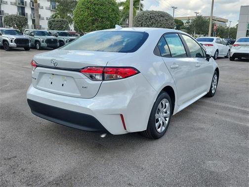 2025 Toyota Corolla LE