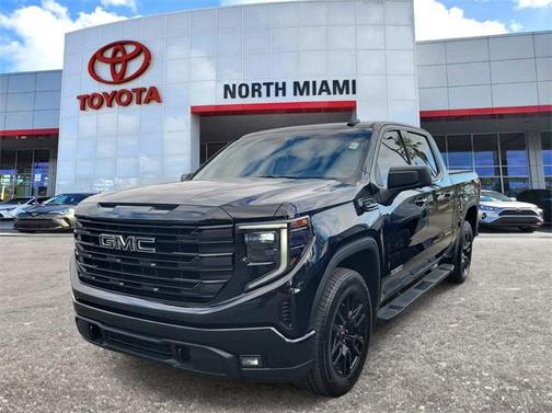 2025 GMC Sierra 1500 Elevation