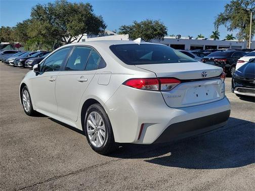 2025 Toyota Corolla Hybrid LE