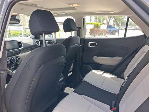 Ecotronic Gray 2025 Hyundai VENUE SEL