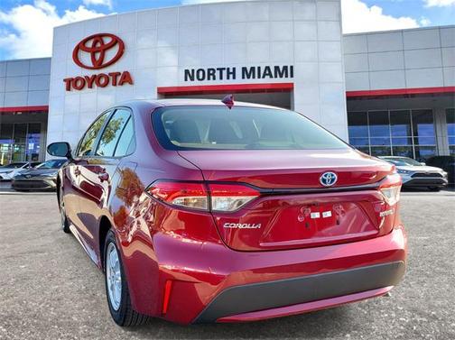 2022 Toyota Corolla Hybrid LE