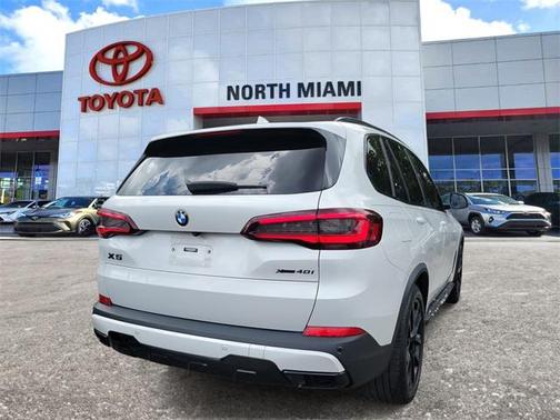 2023 BMW X5 sDrive40i