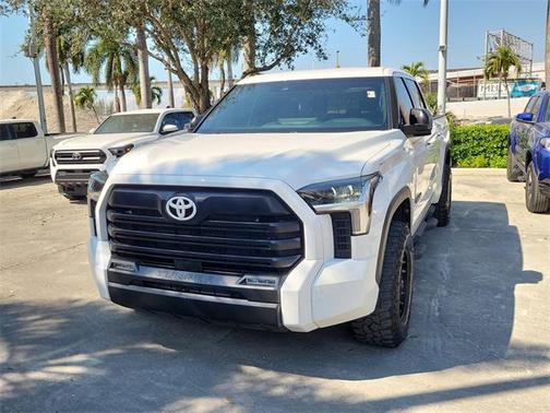 2025 Toyota Tundra SR5
