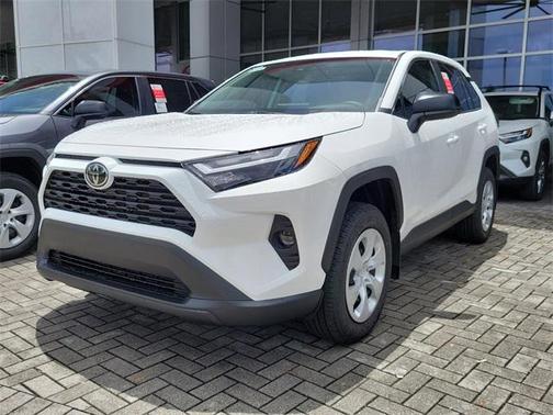 2025 Toyota RAV4 LE