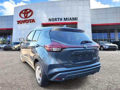 2021 Nissan Kicks S