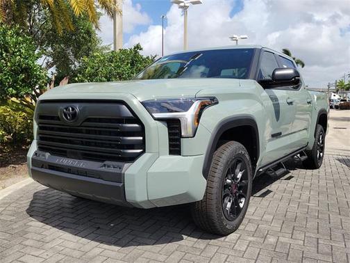 2025 Toyota Tundra SR5