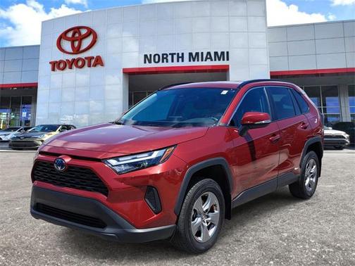 2022 Toyota RAV4 Hybrid XLE