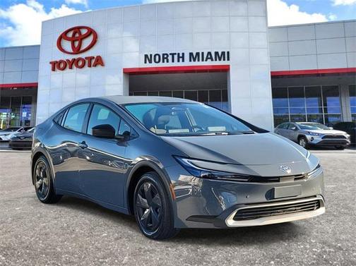 2024 Toyota Prius Prime SE