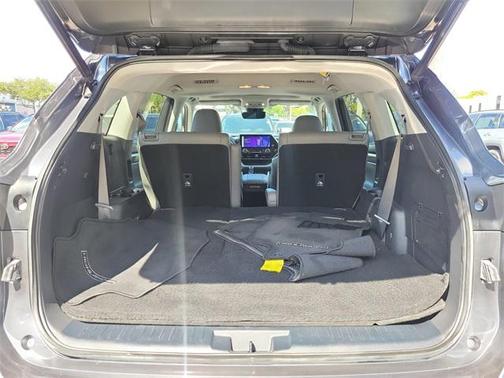 2023 Toyota Highlander Hybrid Limited