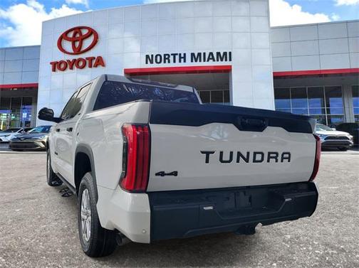 2022 Toyota Tundra SR5