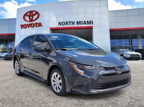 2025 Toyota Corolla LE