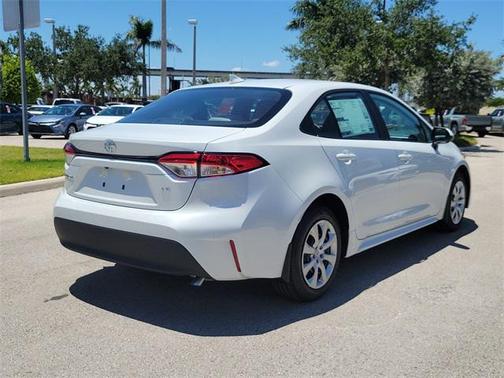 2025 Toyota Corolla LE