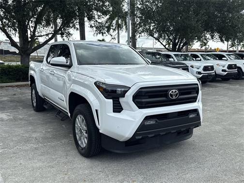 2024 Toyota Tacoma SR5