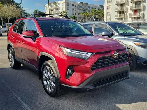 2025 Toyota RAV4 XLE Premium