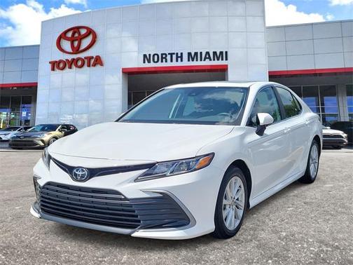2024 Toyota Camry LE