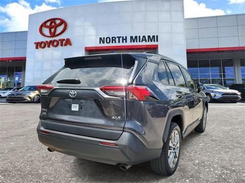 2023 Toyota RAV4 XLE Premium