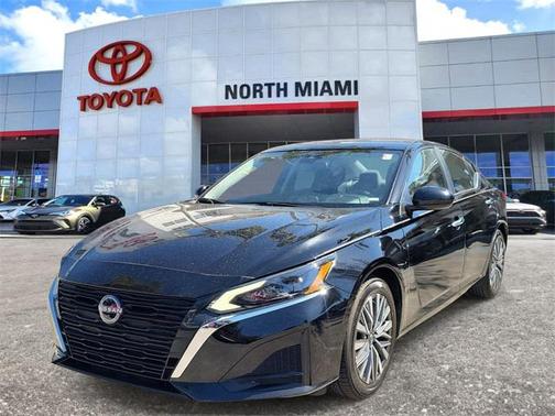 2023 Nissan Altima 2.5 SV