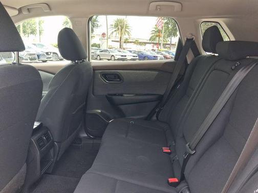Glacier White 2023 Nissan Rogue S