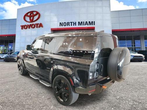 2023 Land Rover Defender 110 X