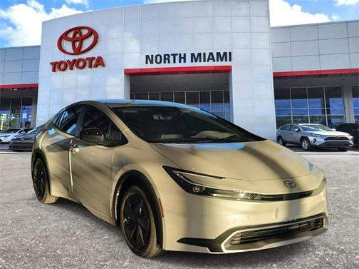 2026 Toyota Prius Plug-In Hybrid SE