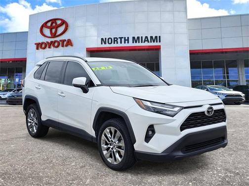 2023 Toyota RAV4 XLE Premium