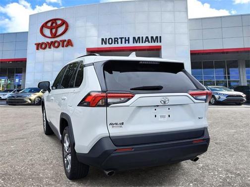 2023 Toyota RAV4 XLE Premium
