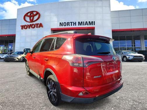 2016 Toyota RAV4 LE