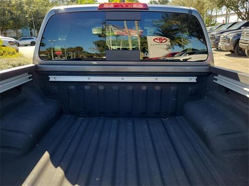 2024 Nissan Frontier SL