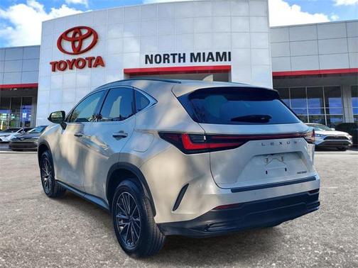 2024 Lexus NX 250 Premium