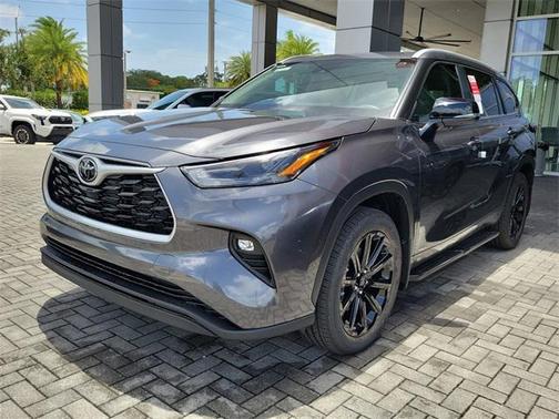 2025 Toyota Highlander Hybrid XLE