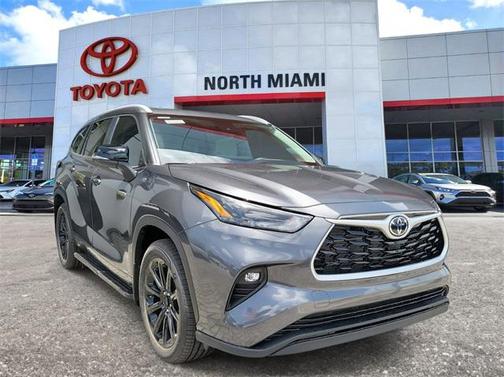 2025 Toyota Highlander Hybrid XLE