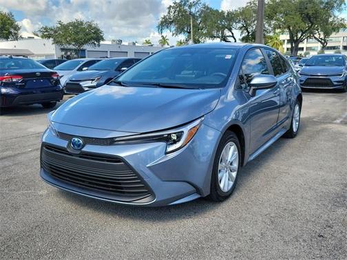 2025 Toyota Corolla Hybrid LE