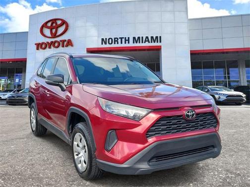 2021 Toyota RAV4 LE
