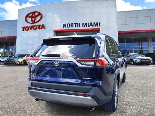 2023 Toyota RAV4 Limited