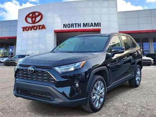 2023 Toyota RAV4 XLE Premium