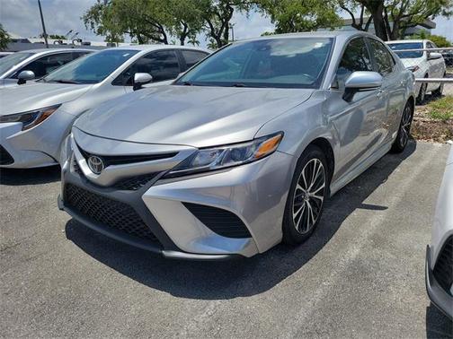 2019 Toyota Camry SE