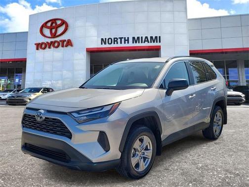 2024 Toyota RAV4 Hybrid LE