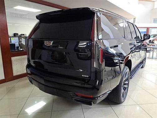 2023 Cadillac Escalade ESV Sport