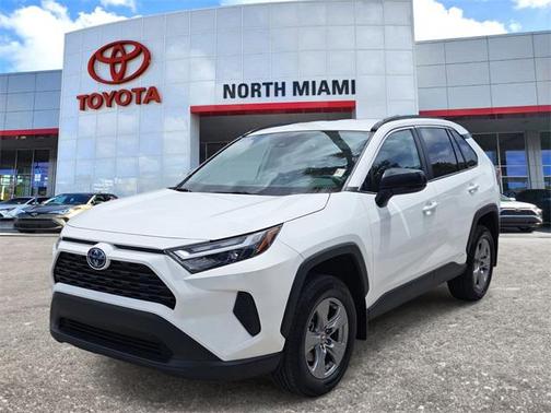 2024 Toyota RAV4 Hybrid SE