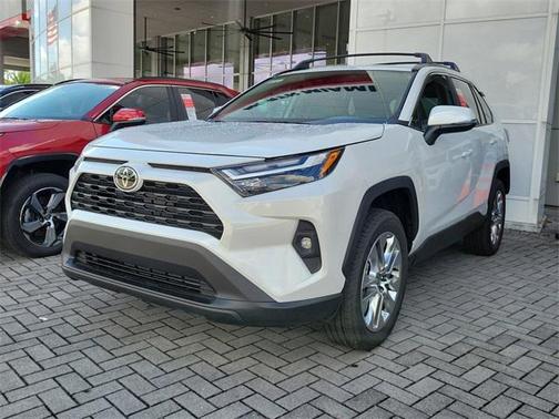 2025 Toyota RAV4 XLE Premium