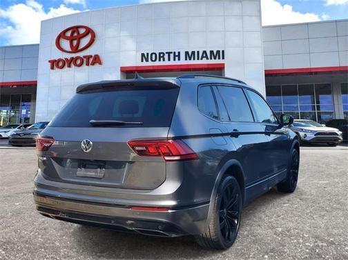2021 Volkswagen Tiguan 2.0T SE R-Line Black