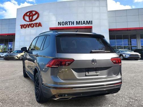 2021 Volkswagen Tiguan 2.0T SE R-Line Black