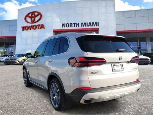 2025 BMW X5 sDrive40i