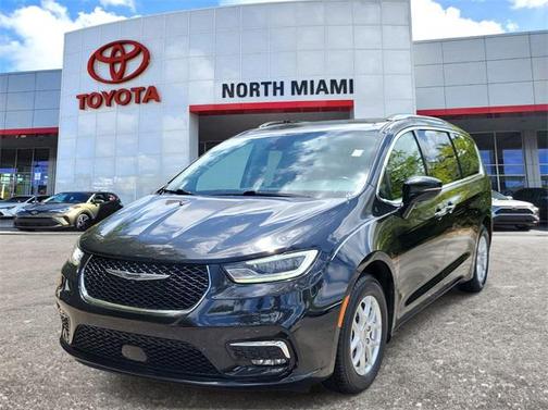 2021 Chrysler Pacifica Touring L