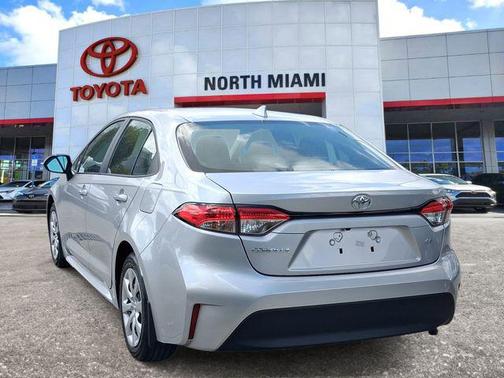 Classic Silver Metallic 2025 Toyota Corolla LE