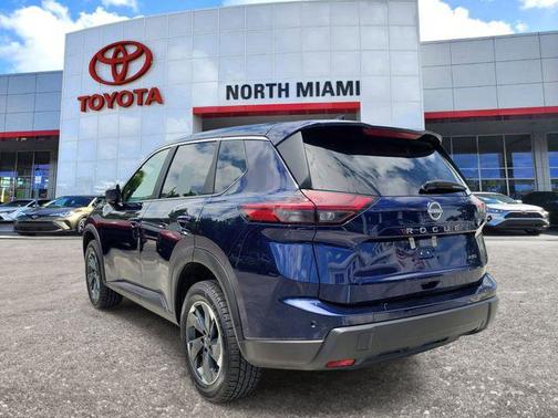 Deep Ocean Blue Pearl 2025 Nissan Rogue SV