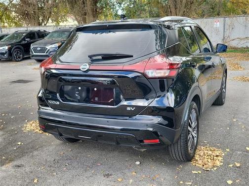 2021 Nissan Kicks SV