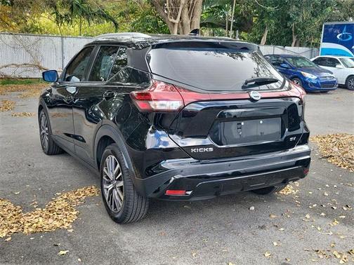 2021 Nissan Kicks SV